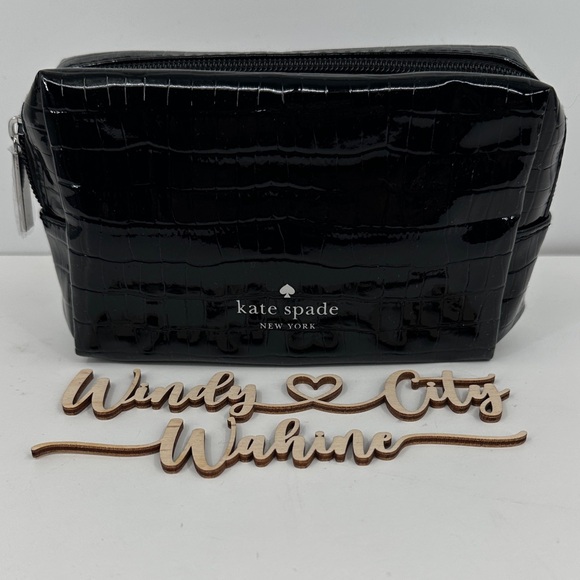 kate spade Handbags - NWOT Kate Spade Glossy Croc-Embossed Pouch- Black
